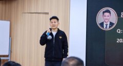 <b>同时搭建“社区专家合做</b>